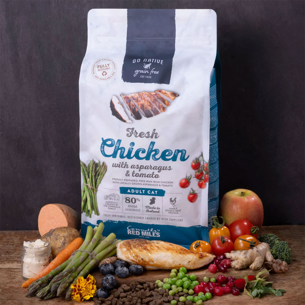 Red Mills Go Native Fresh Chicken with Asparagus & Tomato Dry Cat Food for Adult Cats, 300g