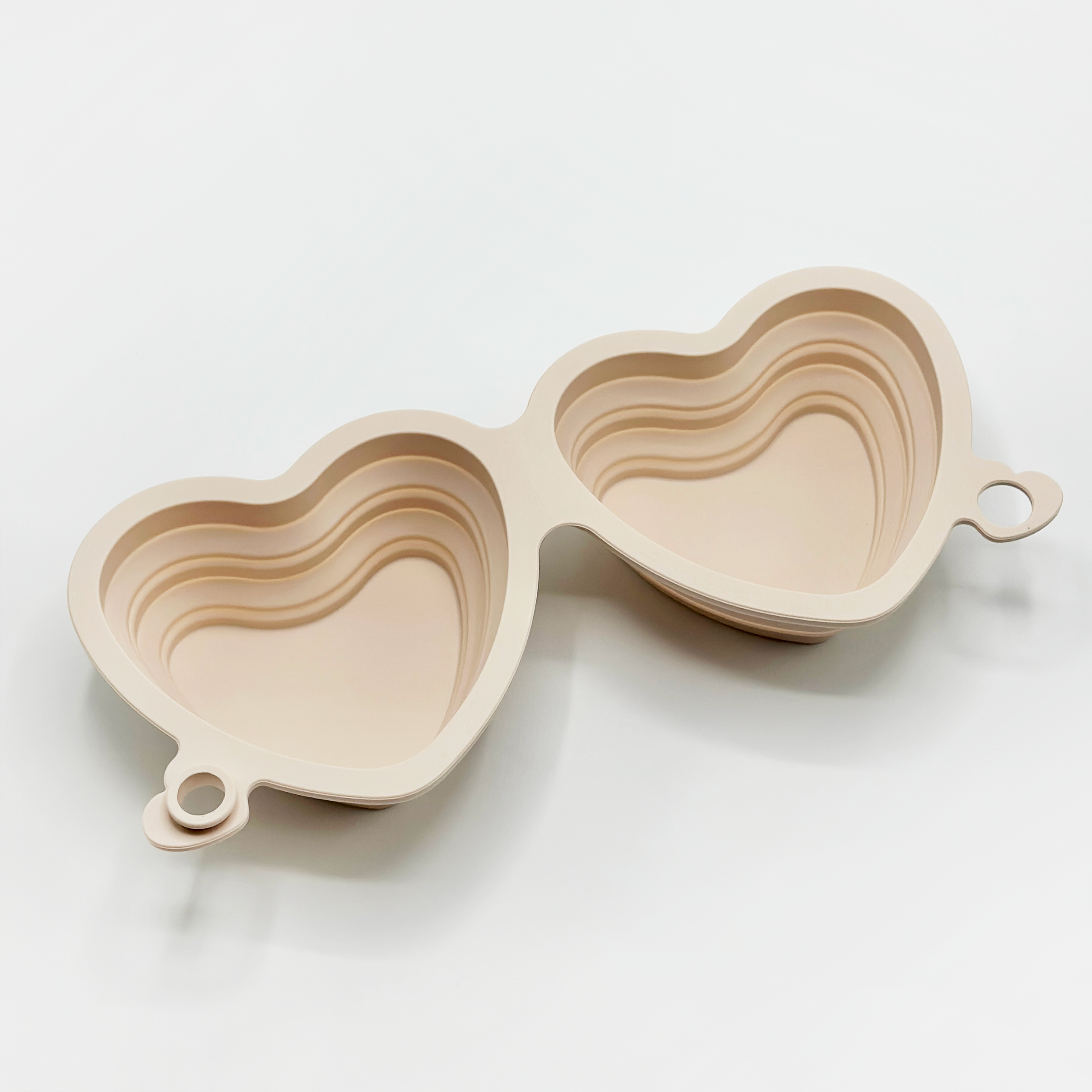 Cocopup Heart-Shaped Collapsible Dog Bowl, Pink