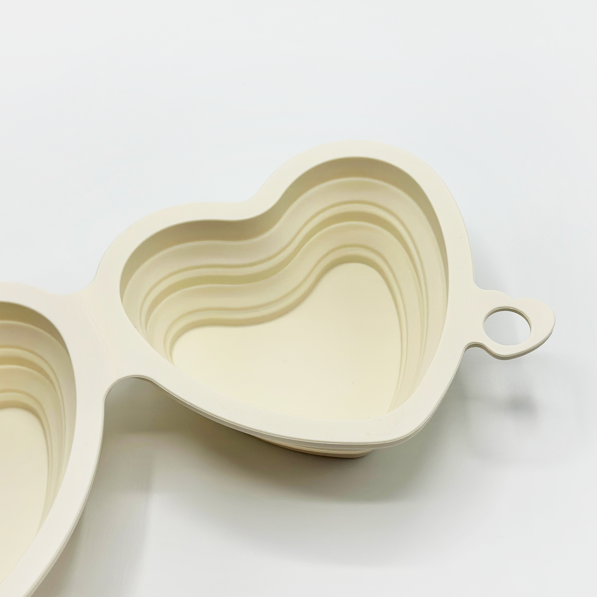 Cocopup Heart Collapsible Bowl, Cream