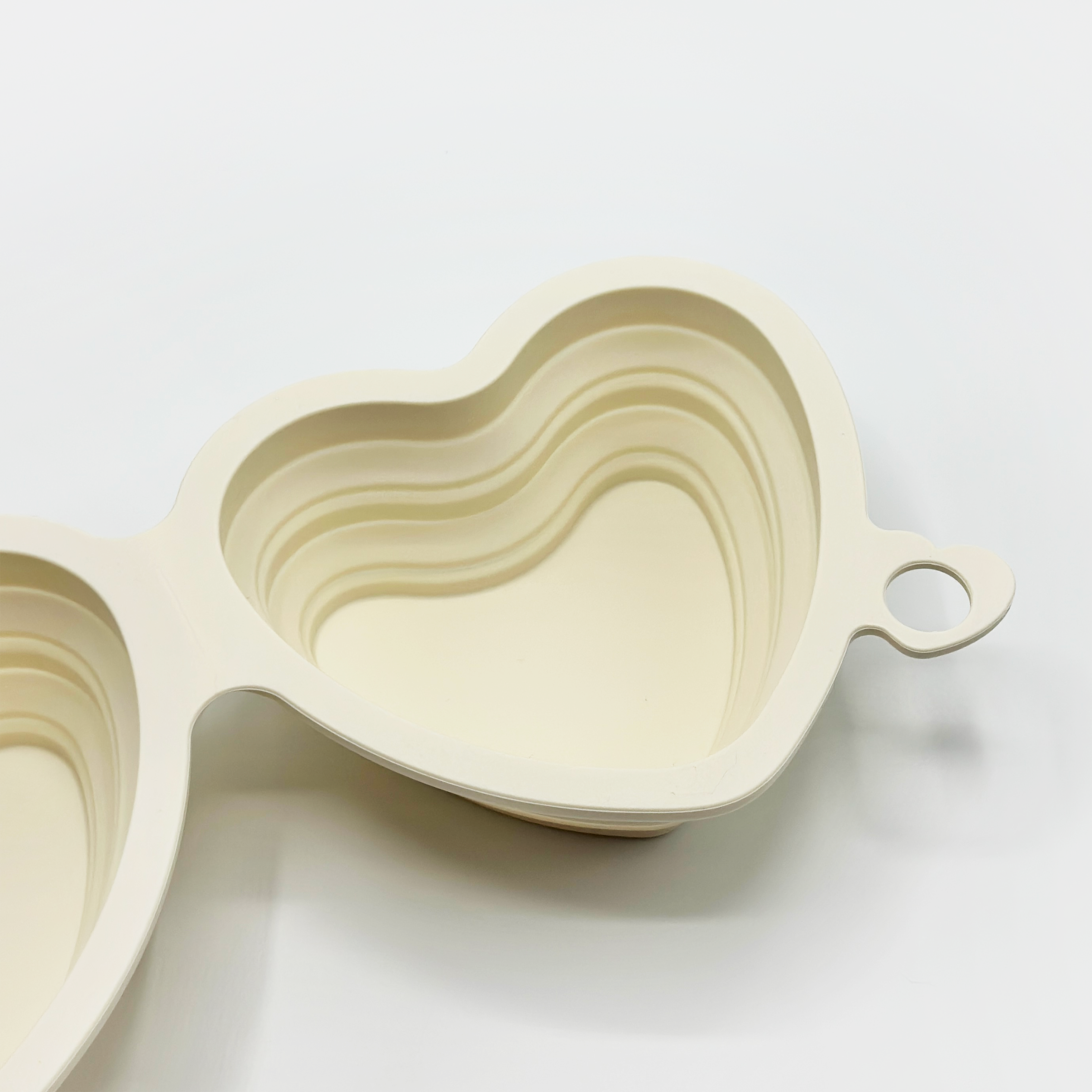 Cocopup Heart Collapsible Bowl, Cream