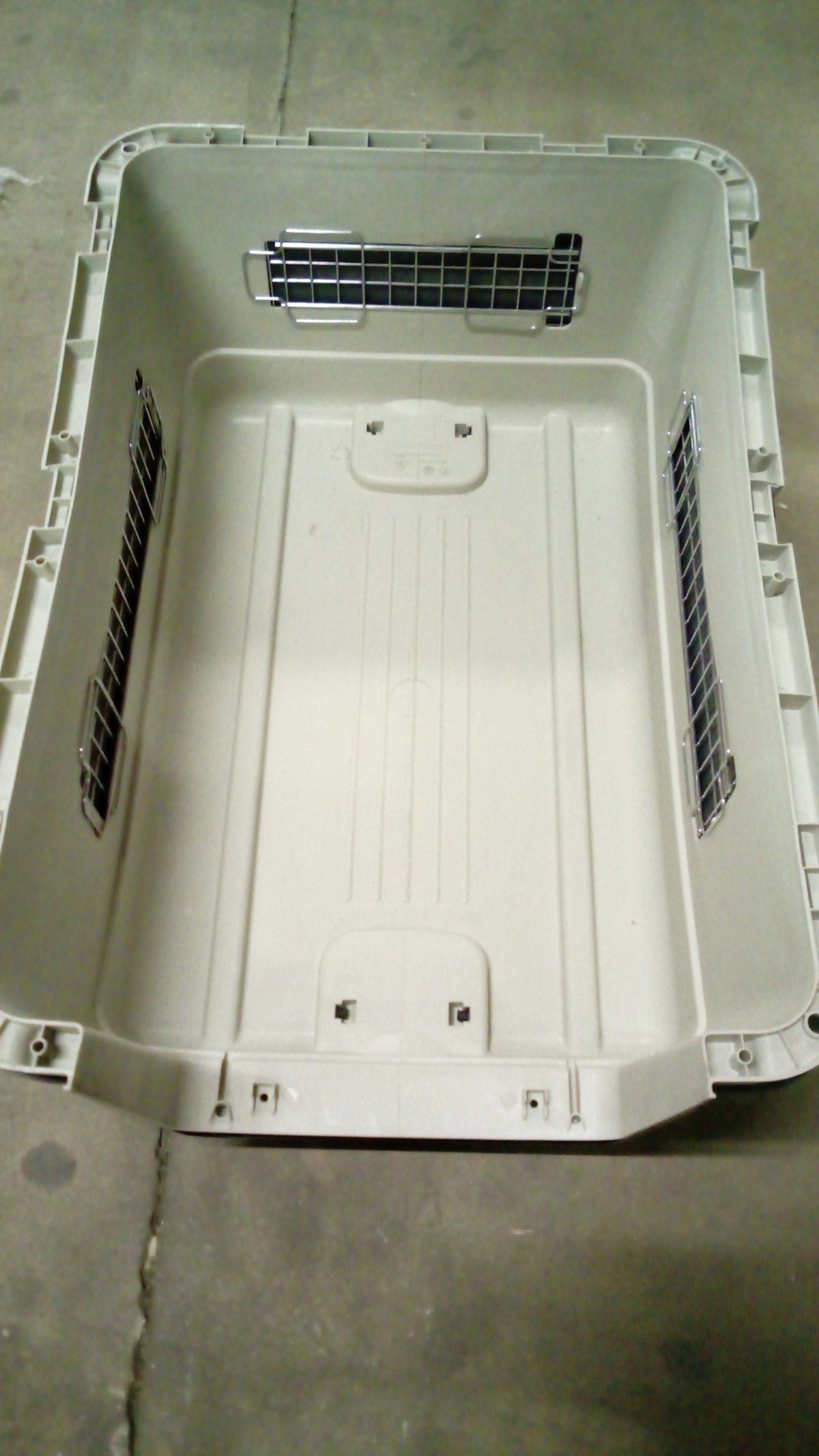 Tip Top Animal Pet Carrier Aviation Crate